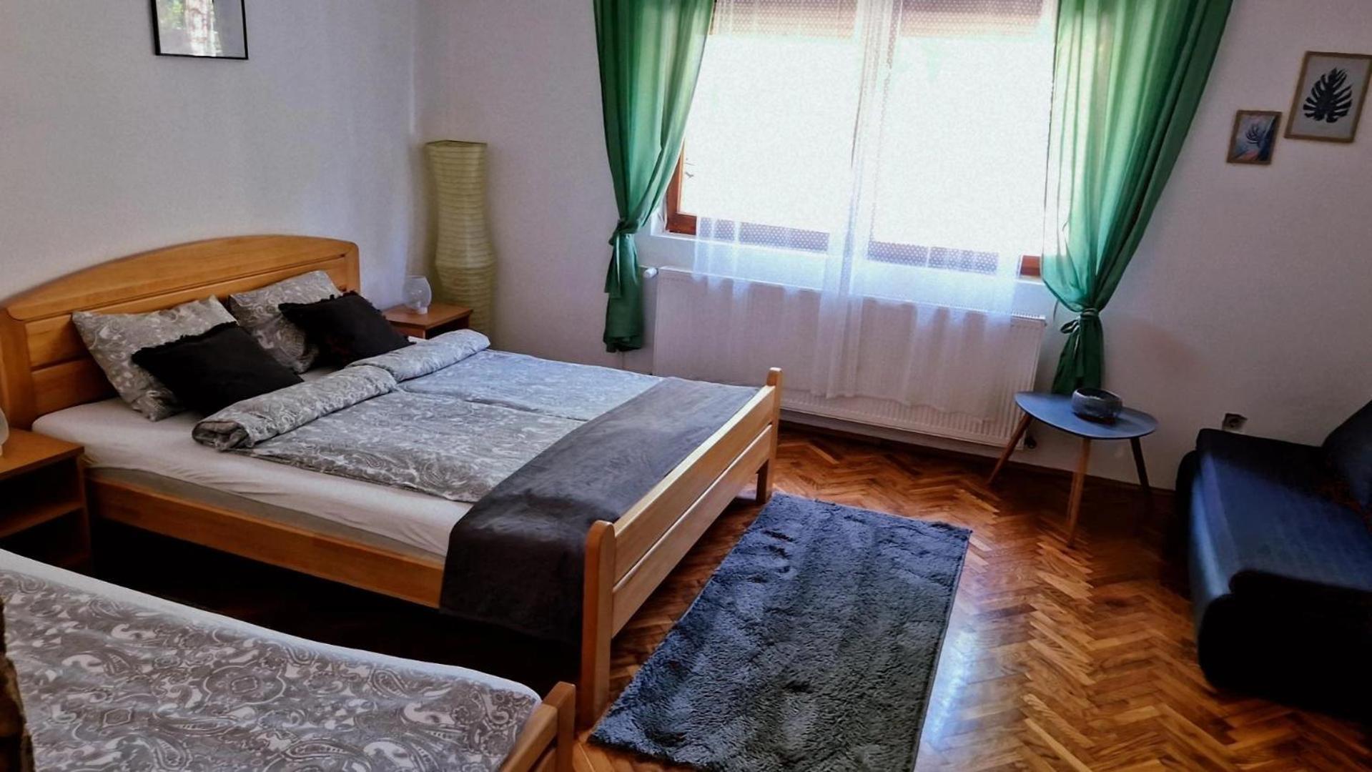 House Dado Hotel Jezerce Buitenkant foto